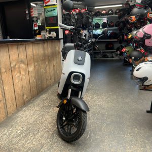 segway b110 25km 2450km 100% elektrische