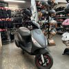 piaggio zip 25km bj2023 1400km!!! verkocht - Afbeelding 2