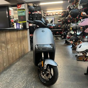 segway 110s 45km bromfiets bj2023 2587km!!! verkocht
