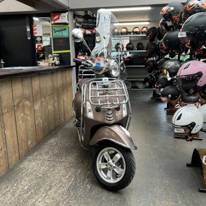 vespa primavera snor 25km bj2018 13769km verkocht