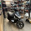 Peugeot kisbee 25km bromfiets bj2020 9880km VERKOCHT - Afbeelding 2