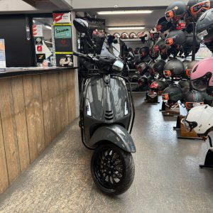vespa sprint 45km bromfiets bj2020 2900km verkocht