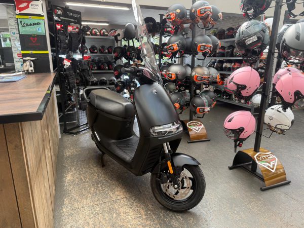 segway e110se launch edition 45-km bromfiets 100%elektrische bj2022 9920km - Afbeelding 2