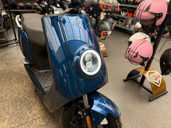 niu nqi 45km bromfiets 100% elektrische bj2019  6279km - Afbeelding 3