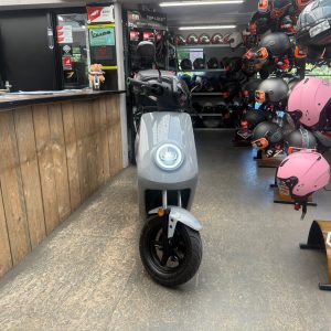NIU MQI SPORT 45KM BROMFIETS BJ2019 24777km verkocht