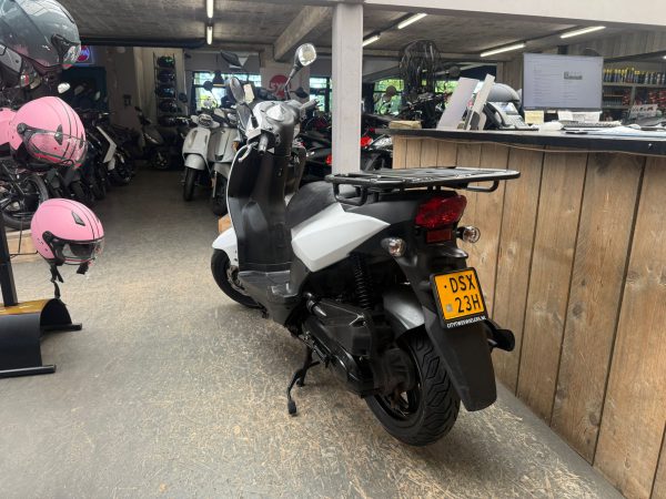 sym x-pro bezorg scooter bj2019 12105km - Afbeelding 3