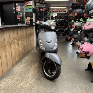 Sym Fiddle II 45-km bromfiets bj2019 22019km