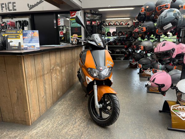 GILERA RUNNER RST 50 45-KM BROMFIETS 2-TAKT BJ2016 7410KM