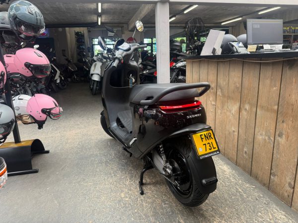 SEGWAY E125S 45-KM BROMFIETS BJ2022 12223KM - Afbeelding 3