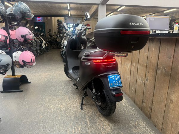 segway e110se launch edition snor 25km bj2021 3045km - Afbeelding 3