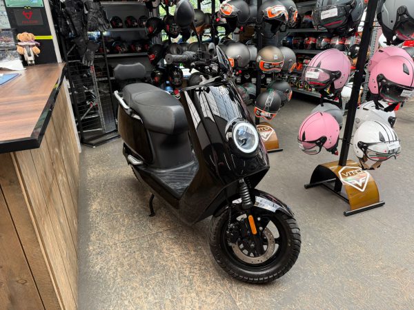 Niu ns1 45-km bromfiets 100% elektrische bj2022 20255km - Afbeelding 2