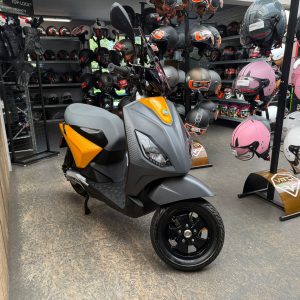 piaggio 1 snor 25km bj2022 1821km