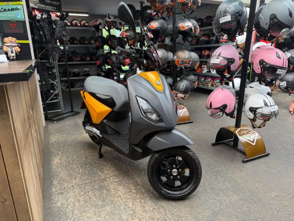 piaggio 1 snor 25km bj2022 1821km