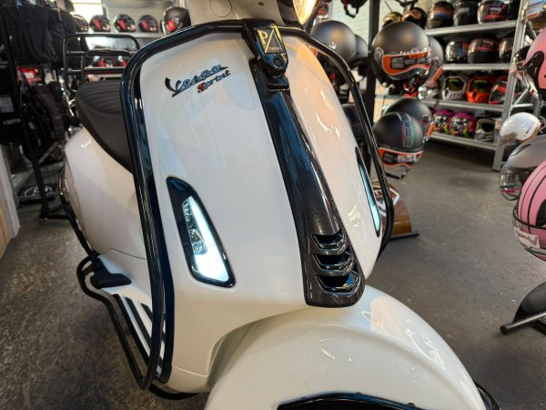 Vespa Sprint 45km bromfiets bj2015 20095km - Afbeelding 3