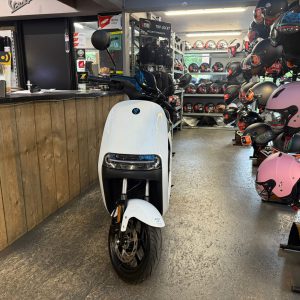 Segway E110S 45-km bromfiets 100%  elektrische bj2024 3641km verkocht