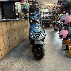 Piaggio Zip Sp 45-km bromfiets 45km bj2021 8259km verkocht