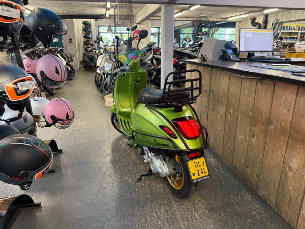 vespa sprint 45-km bj2017 21692km verkocht - Afbeelding 5