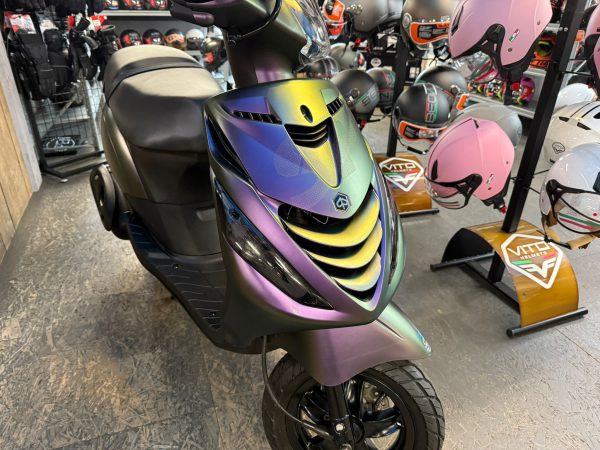 PIAGGIO ZIP SP 45-KM BROMFIETS BJ2015 10918KM - Afbeelding 3
