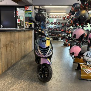 PIAGGIO ZIP SP 45-KM BROMFIETS BJ2015 10918KM