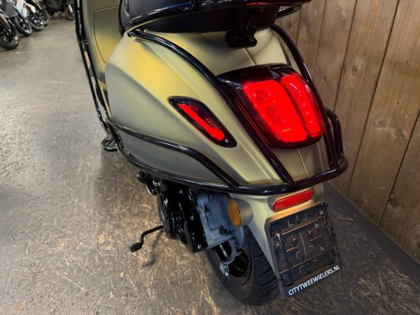 VESPA PRIAMVERA 45-KM BROMFIETS BJ2021 405KM!!!! ALS NIEUW - Afbeelding 7