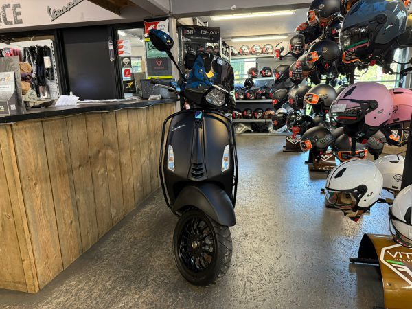 Vespa Sprint 45-km bromfiets bj2019 10045km