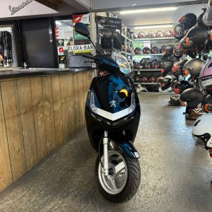 Peugeot Vivacity 45km bromfiets bj2015 1791km!!!! verkocht