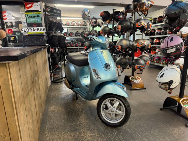 Vespa lx 50 45-km bromfiets bj2010 13458km - Afbeelding 2