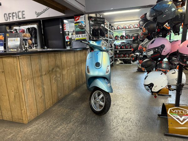 Vespa lx 50 45-km bromfiets bj2010 13458km