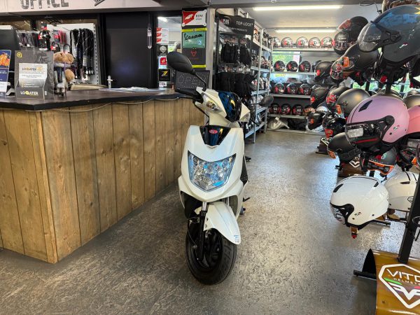 Kymco Vp 50 45-km bromfiets bj2014 6619km