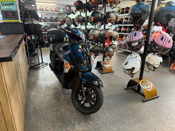 kymco like 50 45-km bromfiets bj2016 12290km - Afbeelding 2