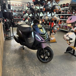 PIAGGIO ZIP SP 45KM BROMFIETS BJ2020 7772KM