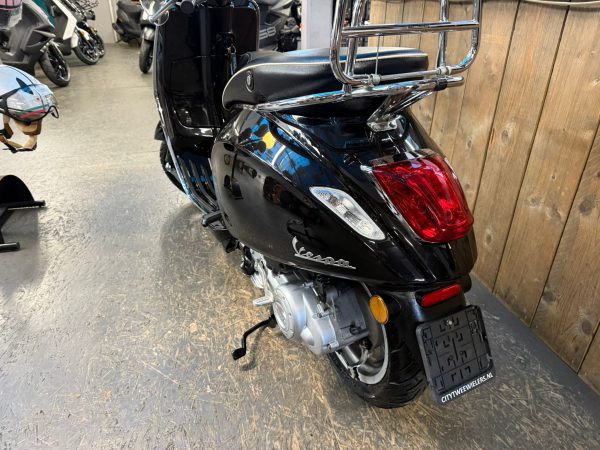 Vespa primavera 45-km bromfiets bj2016 10894km - Afbeelding 4