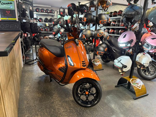 vespa sprint 45-km bromfiets 80cc bj2020 4958km!!! - Afbeelding 2