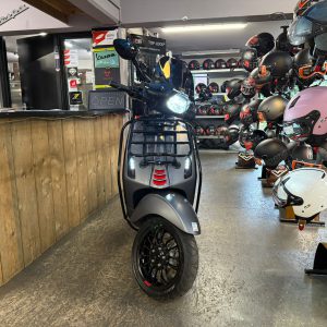 Vespa Sprint 45-km bromfiets bj2019 9779km