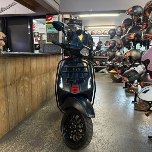 Vespa Sprint 45-km bromfiets bj2023 6159km!!!