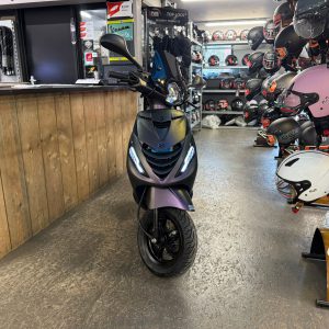 Piaggio zip sp 45-km bromfiets bj2021 6909km verkocht