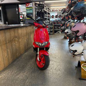 Gilera runner 2-takt 45-km bromfiets bj2005 16082km VERKOCHT VERKOCHT