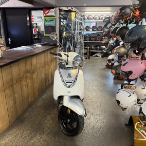 Sym Allo GT 45-km bromfiets bj2014 2851km!!!