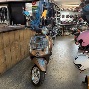 vespa primavera 45-km bromfiets bj2016 7281km!!!