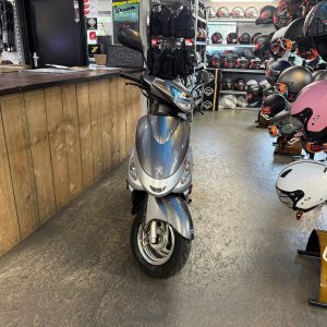 Peugeot v-clic 25km snor scooter bj2015 10097km