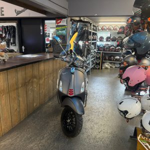 Vespa Sprint 45-km bromfiets bj2021 2889km