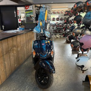 kymco like 50 45-km bromfiets bj2017 5780km verkocht