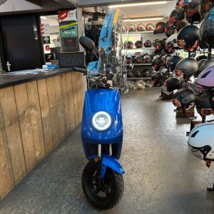 Niu m+ 100% elektrische 45-km bromfiets bj2019 22008km verkocht