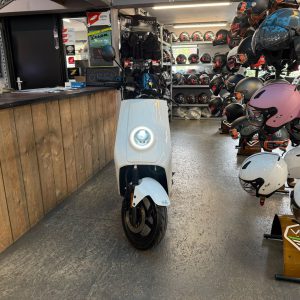 niu ns1 25-km snor 100% elektrische bj2021 7968km