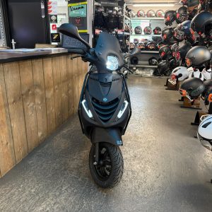 piaggio zip sp 45-km bromfiets bj2019 8527km