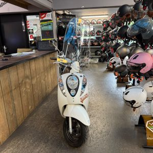 Sym mio 45-km bromfiets bj2014 13992km